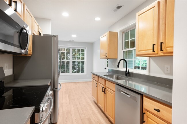 Quartz - Stainless Kitchen with New Appliances - 17 Campground Rd