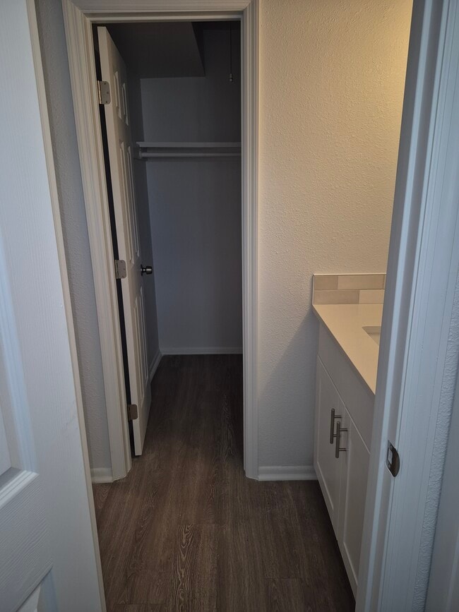 Foto del edificio - Darwin Apartments