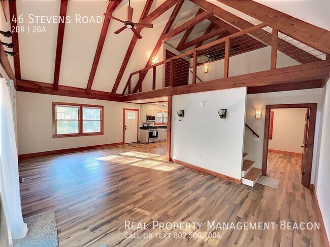 Foto del edificio - Hanover 2-story loft home