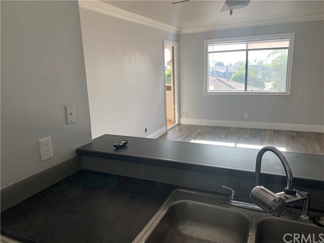Building Photo - 3830 Avenida Del Presidente