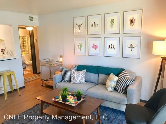 Foto principal - 1640 Aquarena Springs Dr