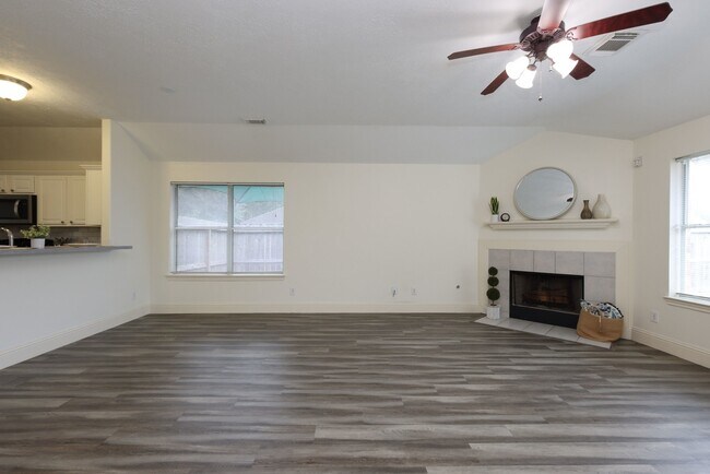 Building Photo - 5313 Caprock Dr