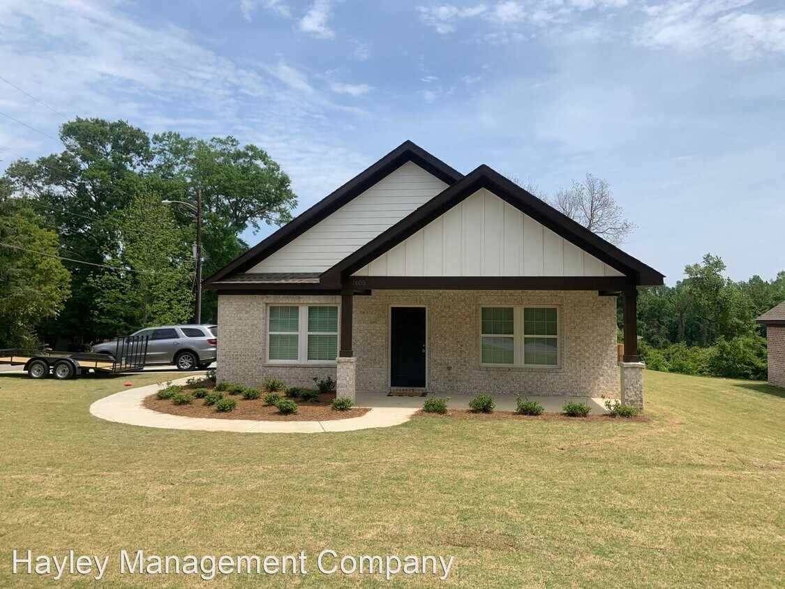 Primary Photo - 3 br, 2 bath House - 1405 Spring Dr