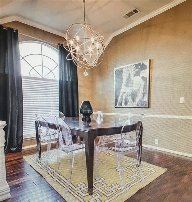 Foto del edificio - 11151 Balcones Dr