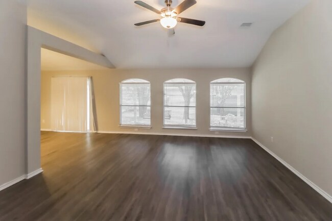 Foto del edificio - 2634 Hill Street Cove