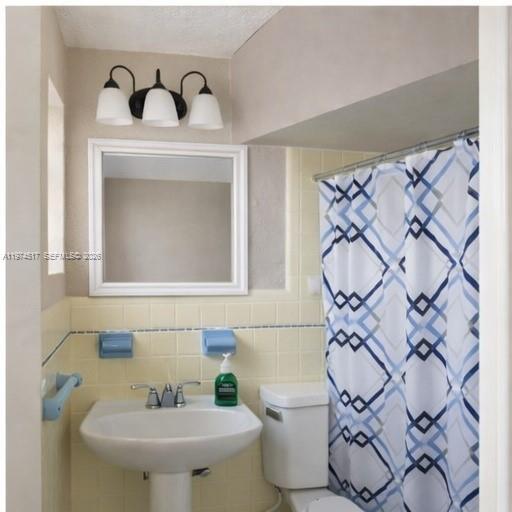 Foto del edificio - 851 E 41st St