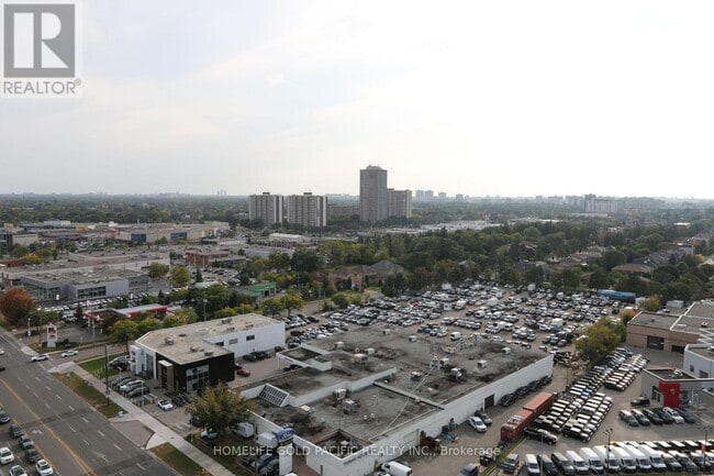 Photo du bâtiment - 7161 Yonge St