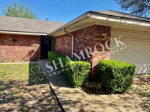 Building Photo - 10109 Cordoba Ct