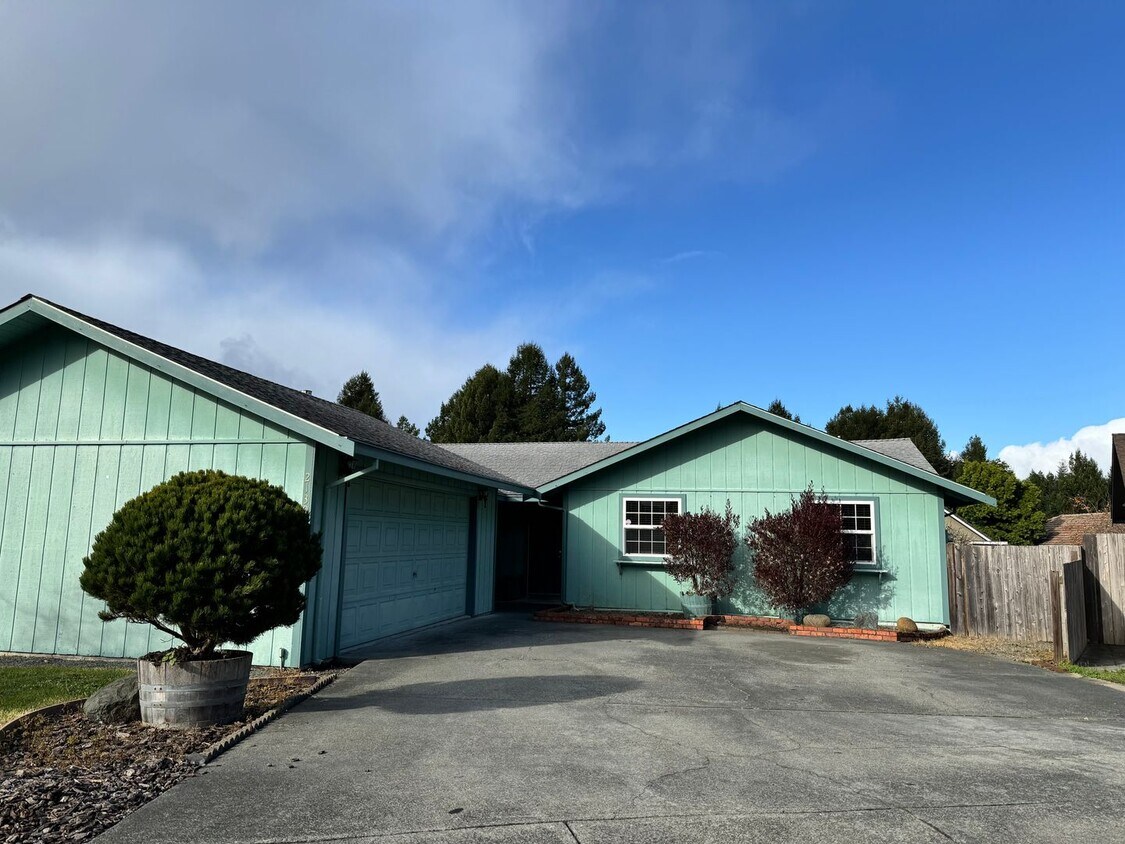 2139 Woodcrest Ct, Eureka, CA 95503 House Rental in Eureka, CA