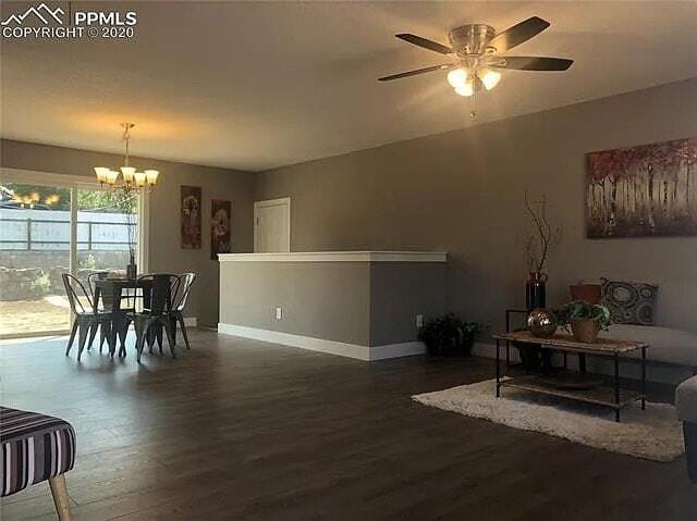 Foto del edificio - 1825 Capulin Dr