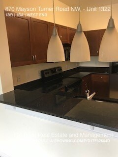Foto principal - 870 Mayson Turner Rd NW