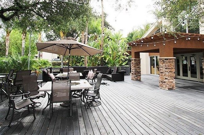 Patio - 5540 Owensmouth Ave