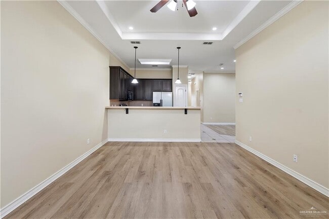 Foto del edificio - 15 Wellington Ave