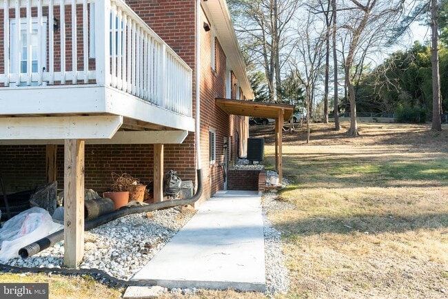 Building Photo - 3201 Merrydale Dr
