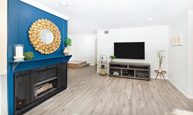 Foto del edificio - "Chic Pasadena Retreat: 1-Bedroom Gem with...