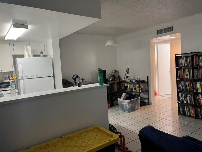 Foto del edificio - 8615 NW 5th Terrace