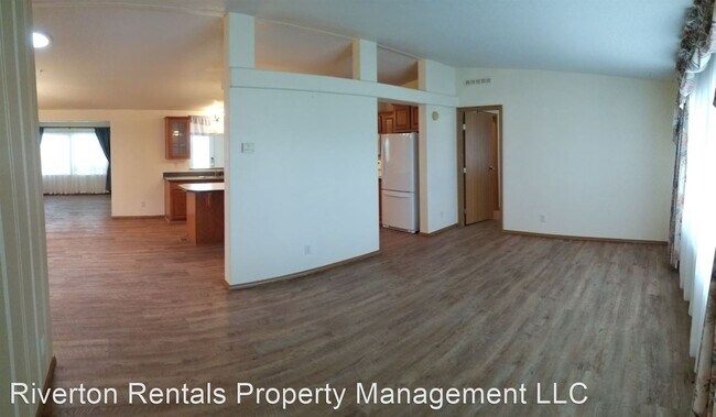 Building Photo - 3 br, 3 bath House - 1025 Basin Ave.