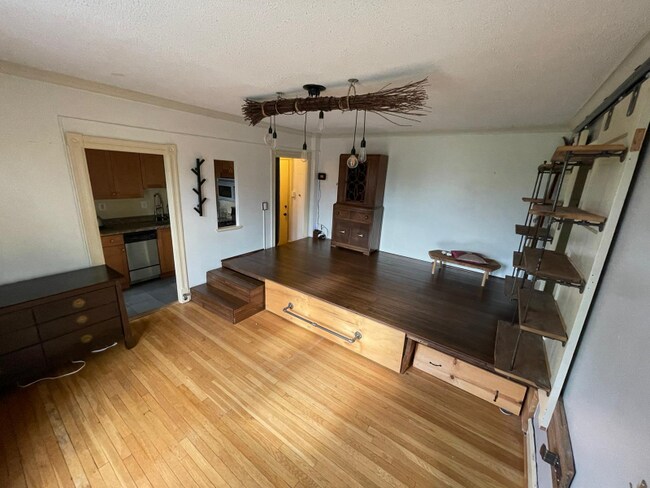 Foto del edificio - 3314 Mt Pleasant St NW