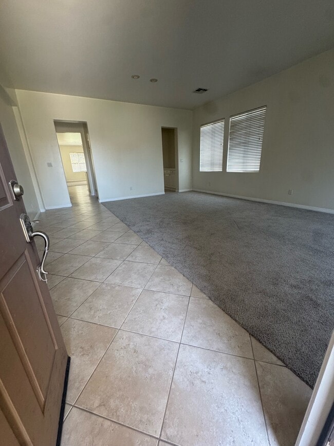 Foto del edificio - 9502 Stonewall Ln