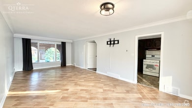 Building Photo - 50 Langholm Dr