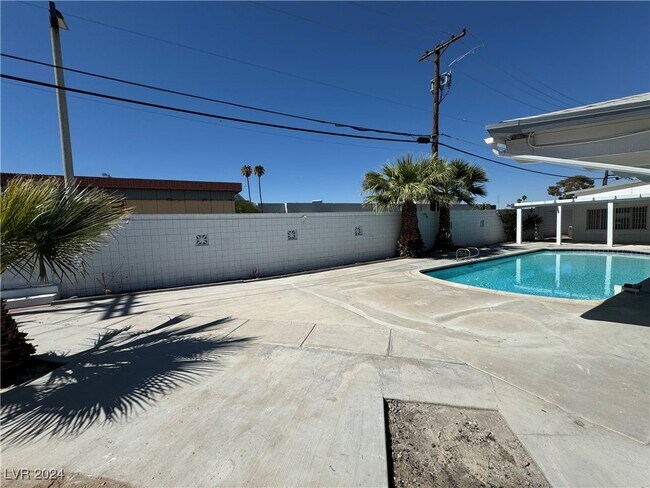 Building Photo - 3485 Nakona Ln