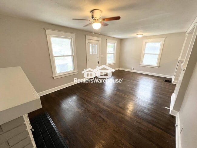Building Photo - 2446 Quincy St