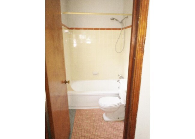 Foto del edificio - 362 Probasco St