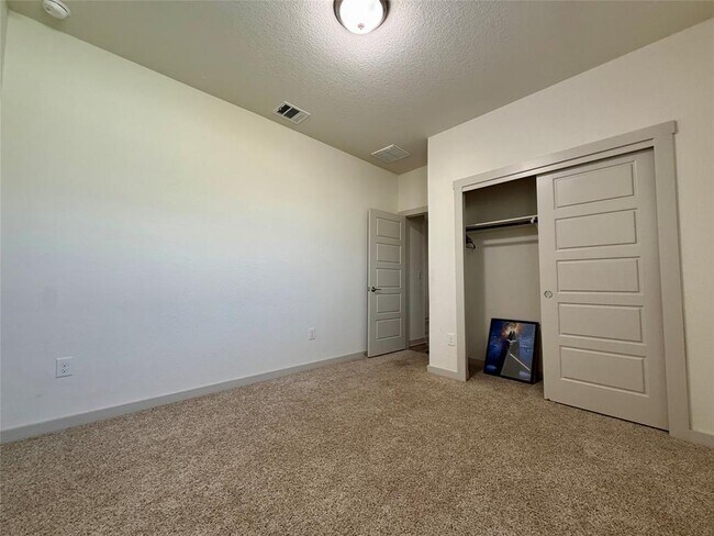Building Photo - 160 Filifera Ct