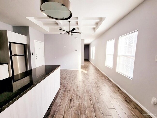 Foto del edificio - 3911 Valeria St