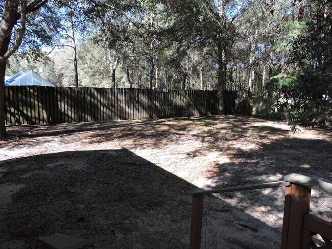 Foto del edificio - 3135 Earl Kennedy Rd