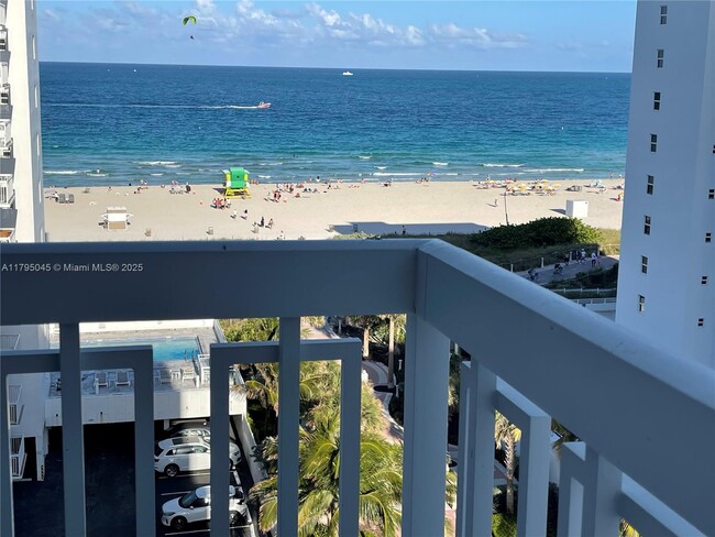 Building Photo - 401 Ocean Dr