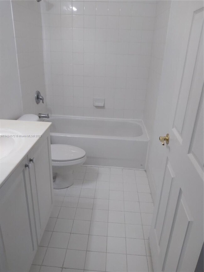 Foto del edificio - 2554 SW 85th Ave