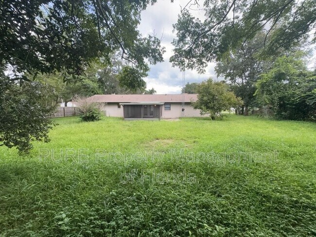 Building Photo - 13606 SE 48 Ct