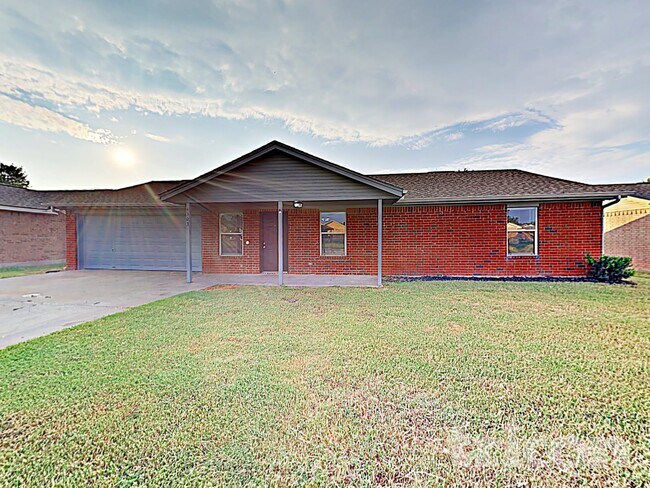 Foto del edificio - 4303 Sheldon Ln