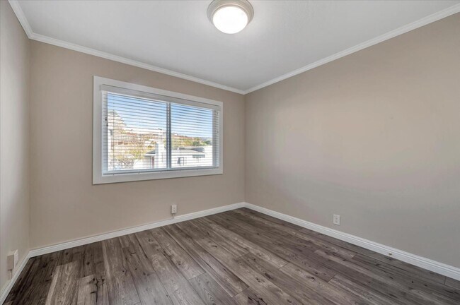 Foto del edificio - 129 Buxton Ave