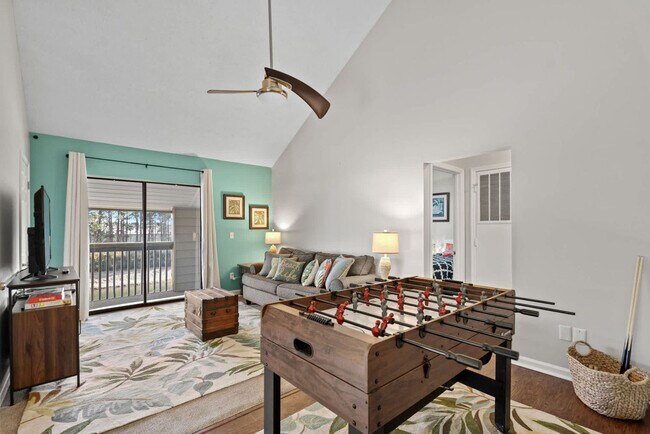 Foto del edificio - 1356 Glenns Bay Rd