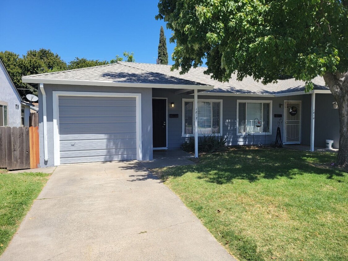 Primary Photo - 1807-1809 Madrone Avenue
