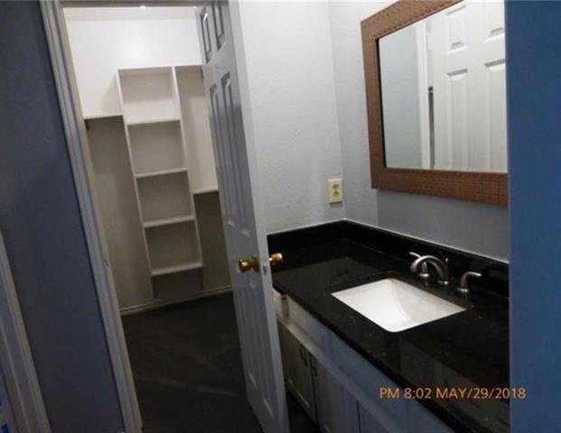 Foto del edificio - 16325 Lauder Ln