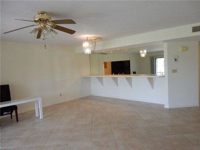 Foto del edificio - 7141 Golden Eagle Ct