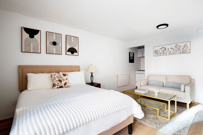 Foto del edificio - 328 W 11th St