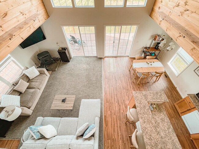 Building Photo - 2109 Dunk Hill Rd