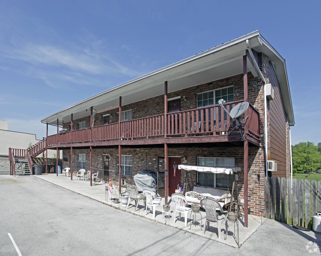 Primary Photo - 611 N Kentucky St
