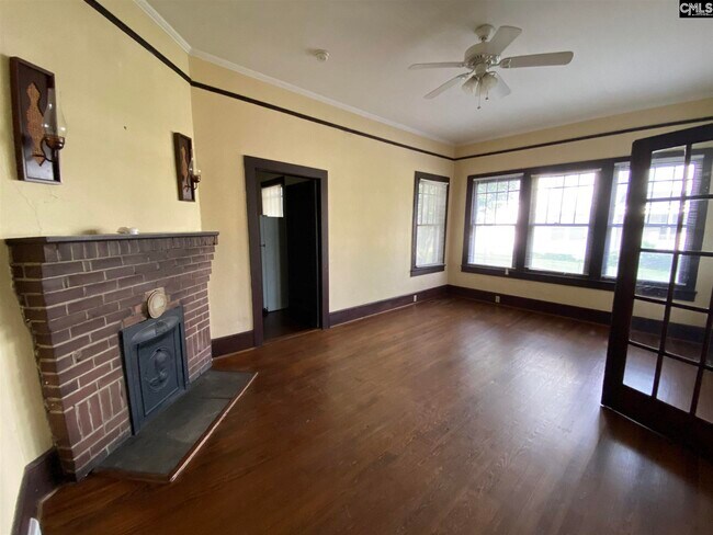 Building Photo - 1602 Calhoun St