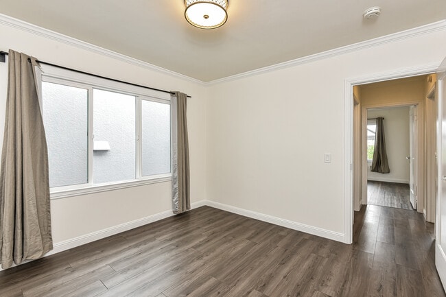 Foto del edificio - 833 Linden Ave