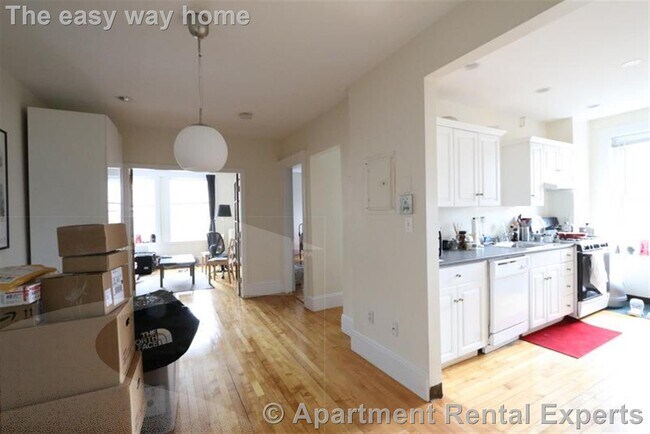 Photo - 331 Harvard St Apartment