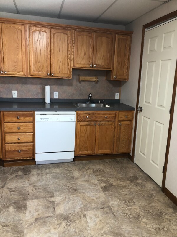 1343 Adams Ave Unit 1343, Dunmore, PA 18509 Room for Rent in Dunmore
