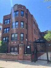 Building Photo - 1614 N Harding Ave