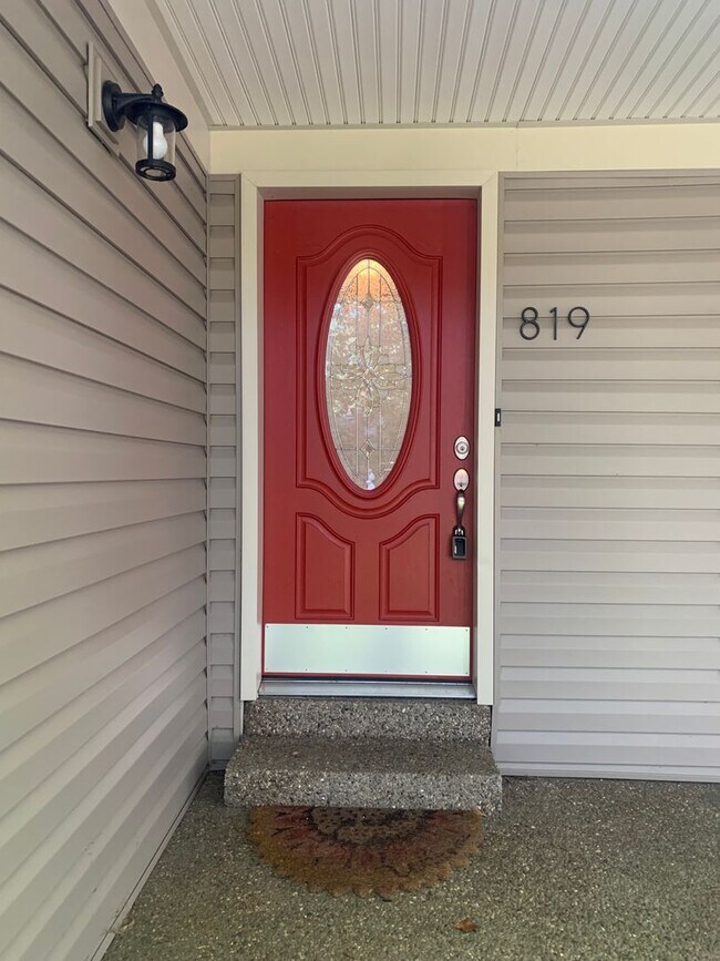 Foto del edificio - Updated 3bed/2bath St Matthews Home