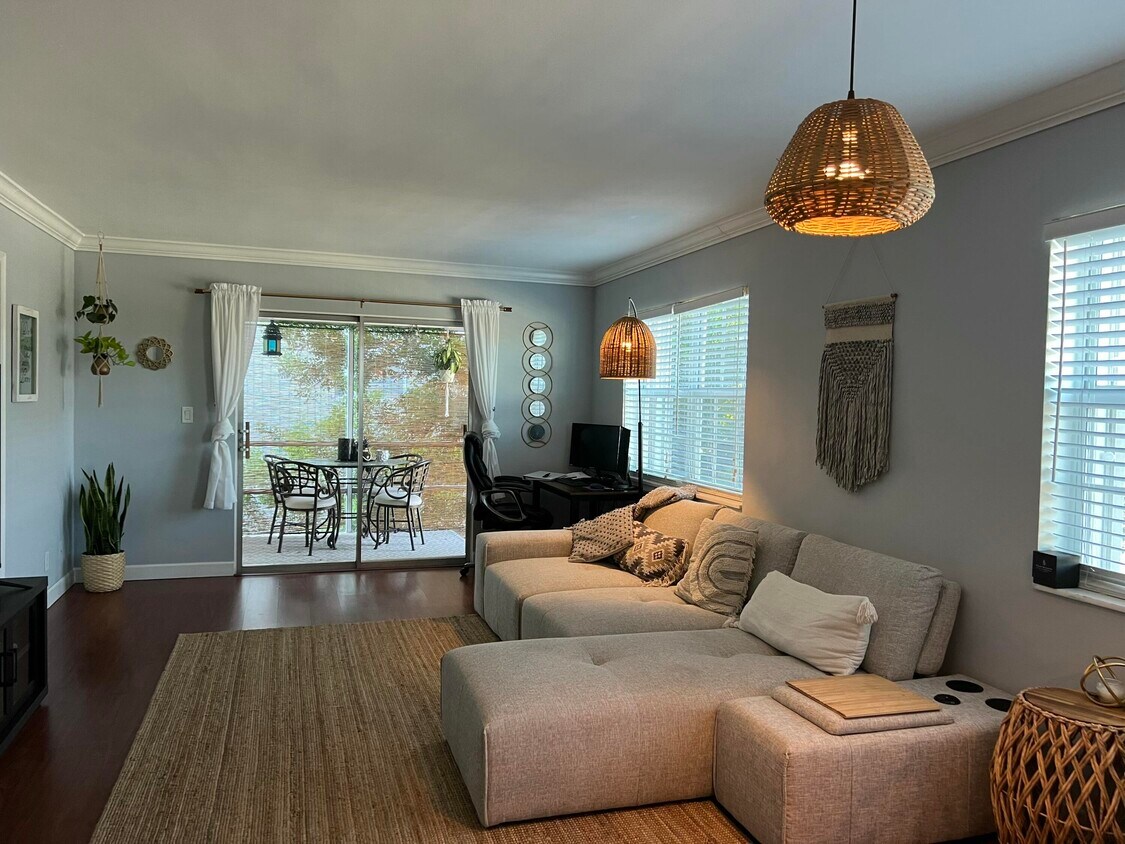 Foto principal - 2301 NE 14th Street Causeway