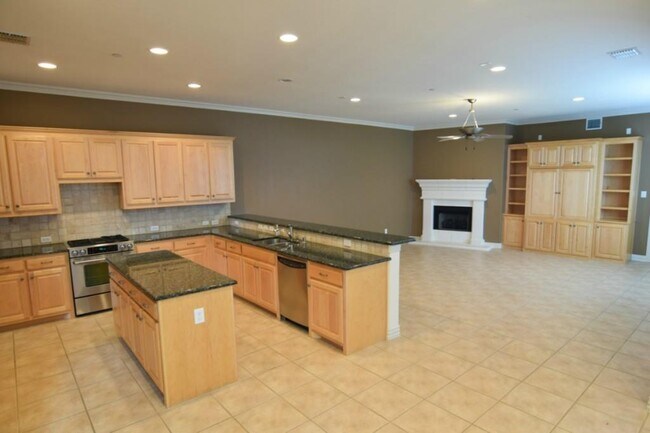 Foto del edificio - 6388 Clarkson St